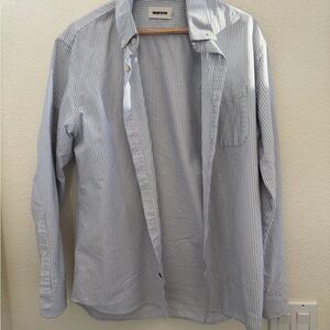 Taylor Stitch The Jack
in Navy University Stripe Everyday Oxford Men’s medium